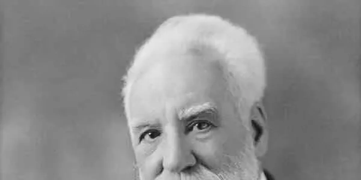 /images/tich/alexander_graham_bell.webp